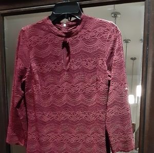 Burgundy lace form fitting Kensie dress